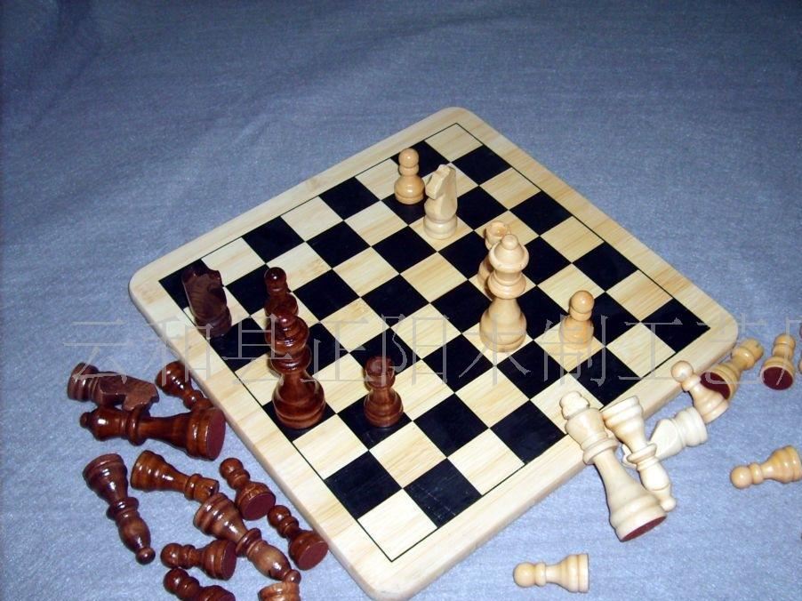 供應(yīng)竹制國(guó)際象棋 國(guó)際象棋